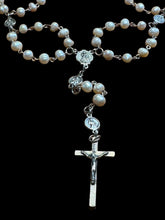 Load image into Gallery viewer, Medium Size Fresh Water Pearls Ave Maria Beads, No. Sra. de Fatima &amp; Divine Mercy Jesus Pater Noster Beads with No. Sra. de Fatima &amp; Divine Mercy Jesus Centerpiece
